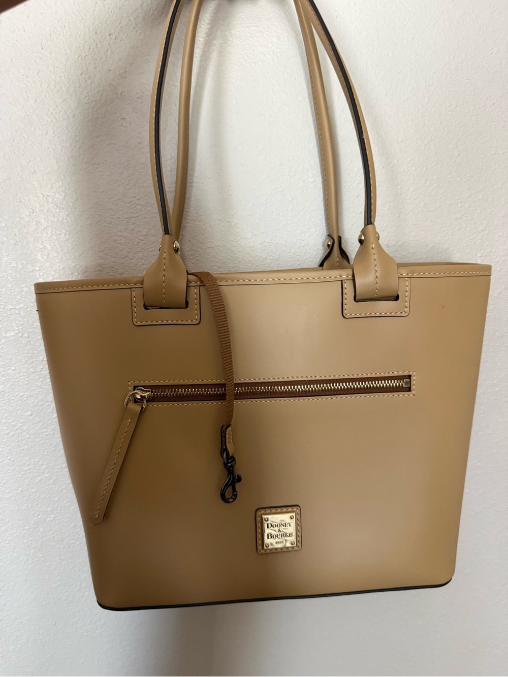 Dooney & Bourke Camel Tan Leather Tote with Front Zip